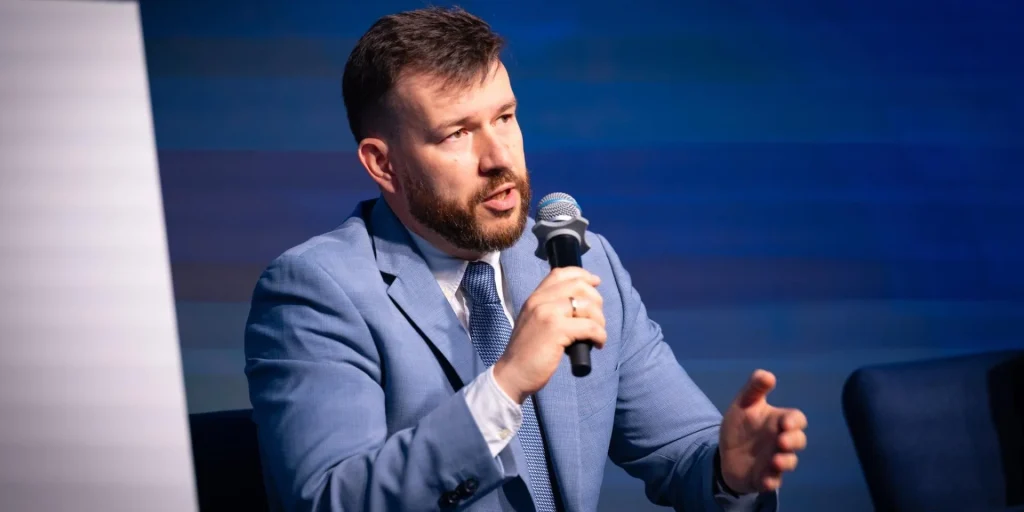 Найкращий час саме зараз. Міністр соцполітики розповів, чому в Україні склалися сприятливі умови для пенсійної реформи