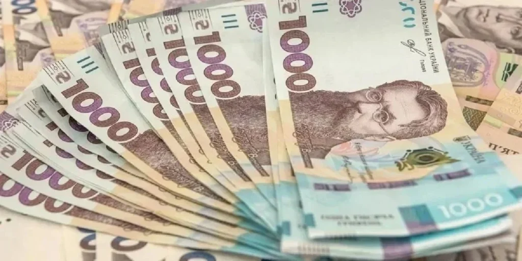 Кредити дешевшають, терміни зростають. Держборг України скоротився майже на $2 млрд