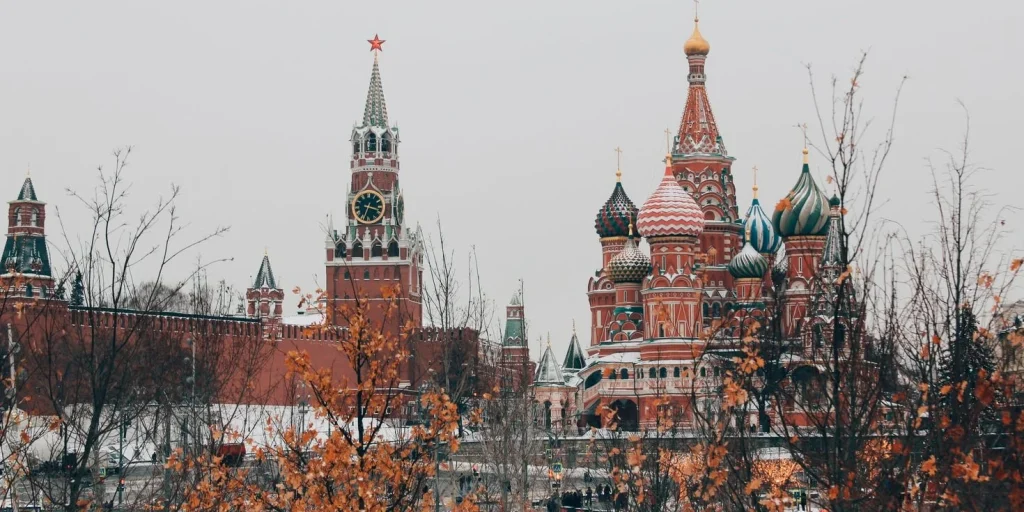 У бюджеті величезна діра. Росія вперше за 25 років розпродає золоті запаси