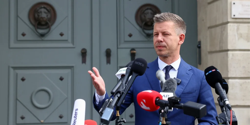 Обговорять кредит для України. Делегація Єврокомісії в п’ятницю проведе переговори з Мадяром