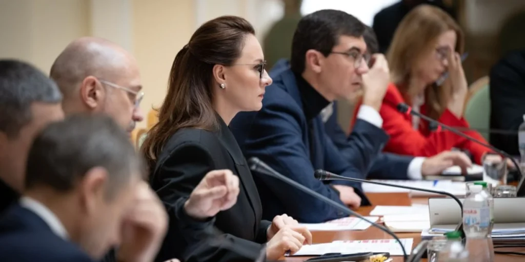 Свириденко домовилась із нардепами про розгляд термінових законопроєктів для фінансування від ЄС і МВФ