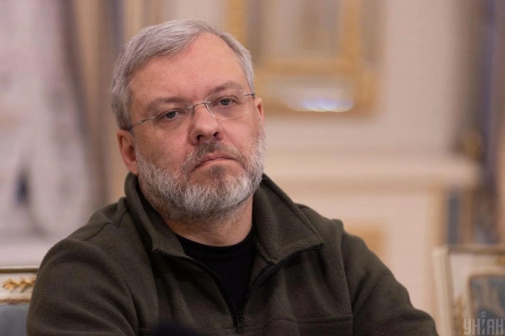 Міндіч Національність: Біографія, Кар’єра та Особисте Життя