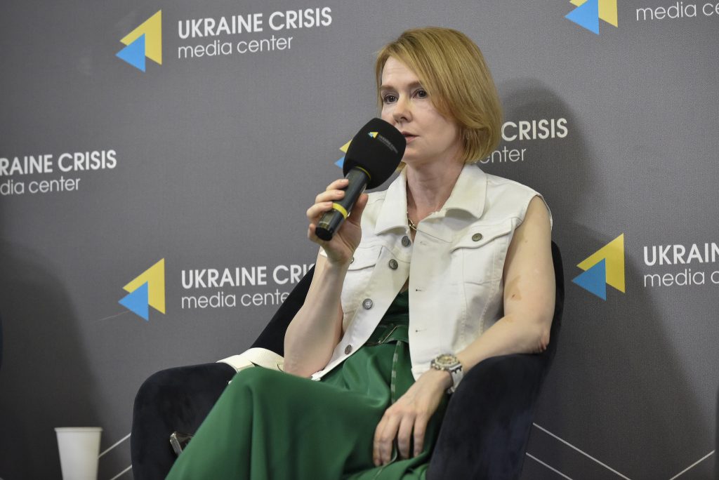 Лана Зеркаль Родители: Семейные Корни и Влияния на Жизнь