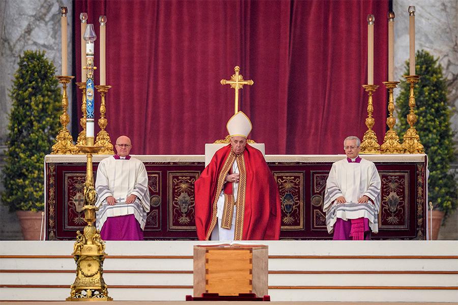 Папа Римский Сейчас: Биография, Личная Жизнь и Деятельность Папы Франциска