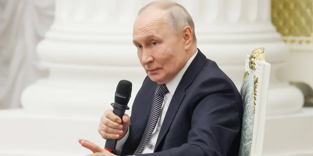 Путін дозволив не гасити кредити учасникам війни проти України