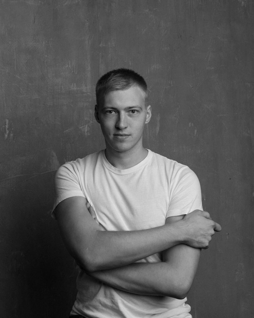 Григорій Бакланов - Актор Батьки: путь к успеху и личные грани