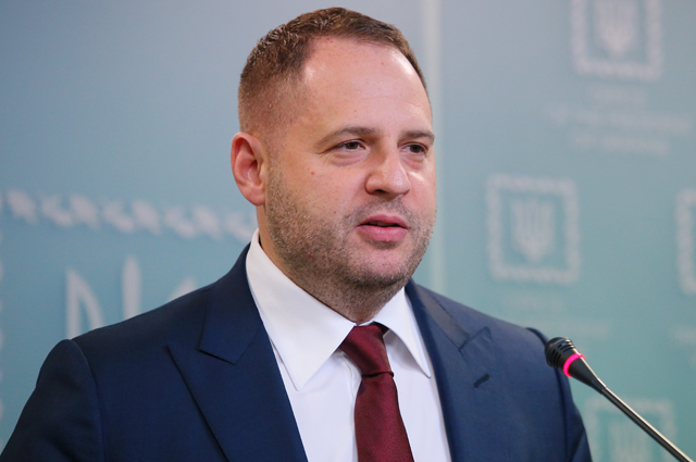 Андрій Єрмак Особисте Життя: Детальний Огляд Біографії, Родини та Кар'єри