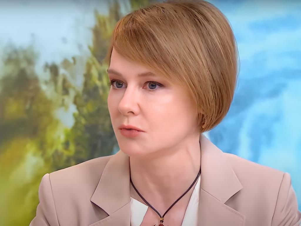 Лана Зеркаль Родители: Семейные Корни и Влияния на Жизнь