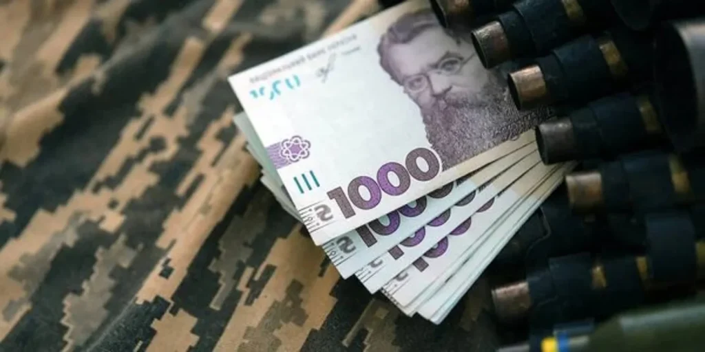 З 1 липня українці сплачуватимуть військовий збір за новими правилами — що змінилося