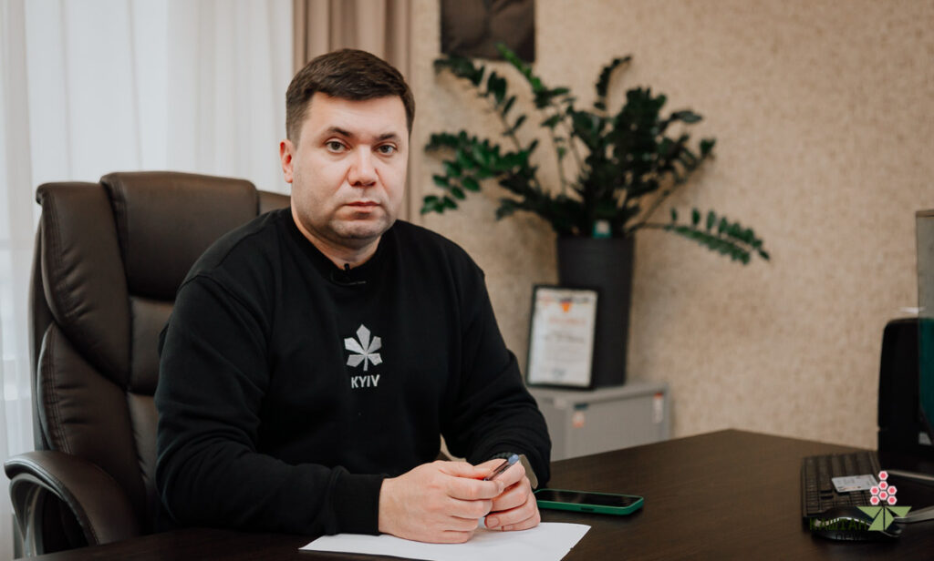 Андрій Вітренко Батьки: биография, личная жизнь и карьера