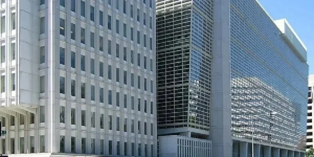 На соцпідтримку населення. Світовий банк передав Україні близько $600 млн — хто отримає виплати