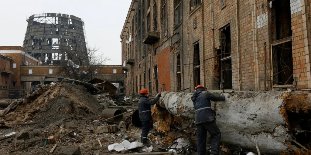Енергетичні об'єкти Києва можуть стати основною ціллю росіян восени (Фото: REUTERS/Valentyn Ogirenko)
