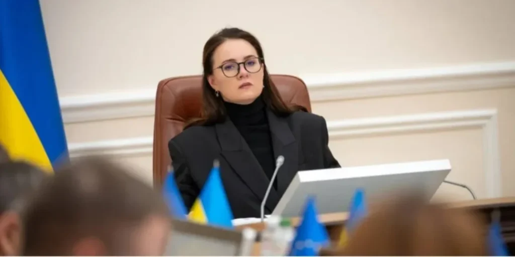 «До 3 млн грн на рік». Спрощено отримання компенсації за майно підприємств у прифронтовій зоні, знищене обстрілами РФ — Свириденко